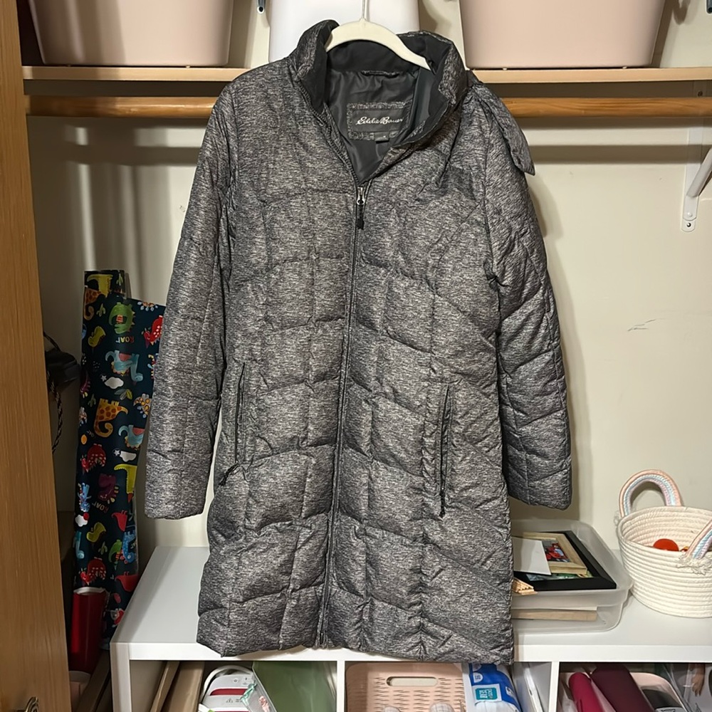 Women’s Eddie Bauer down winter coat
